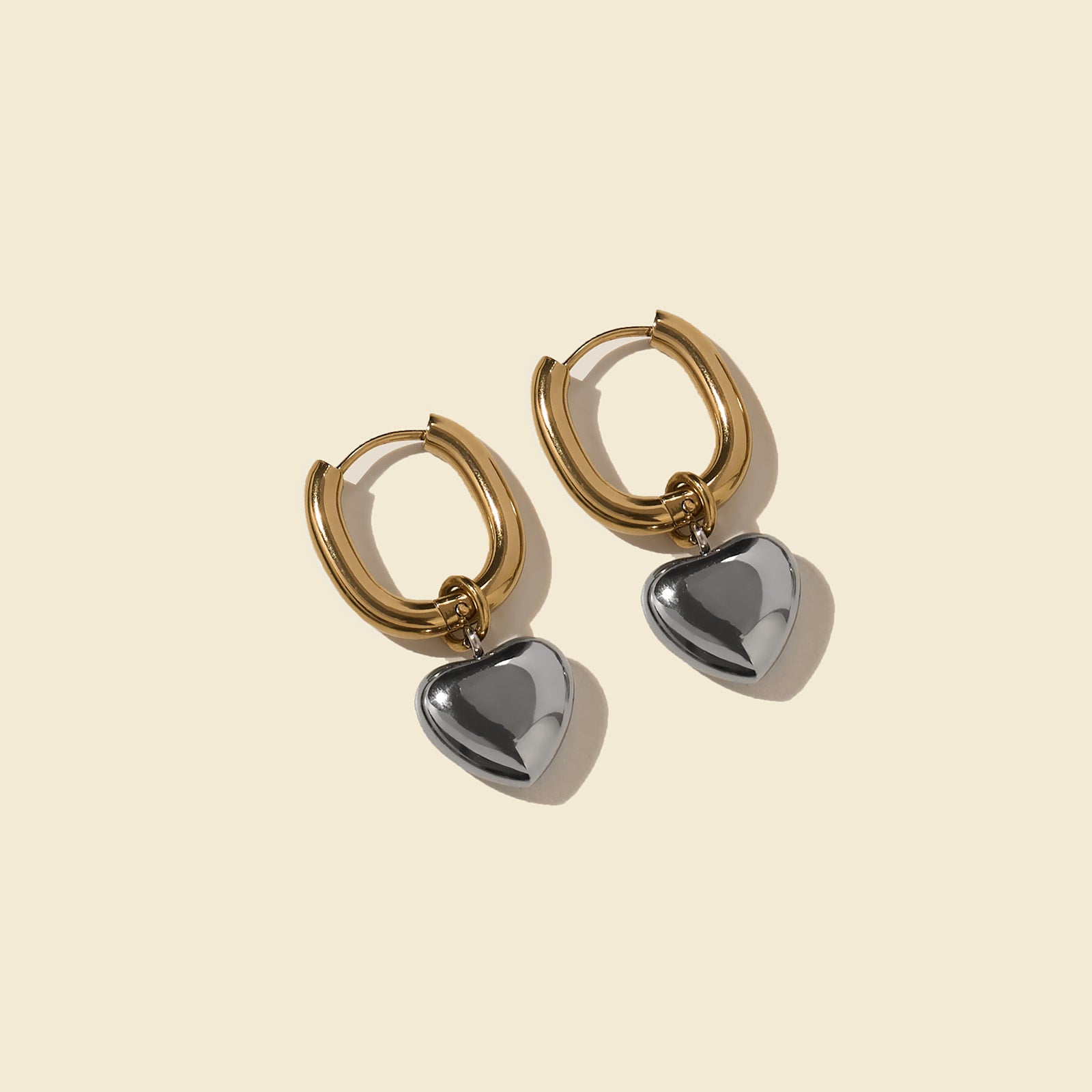 Amora Hoops