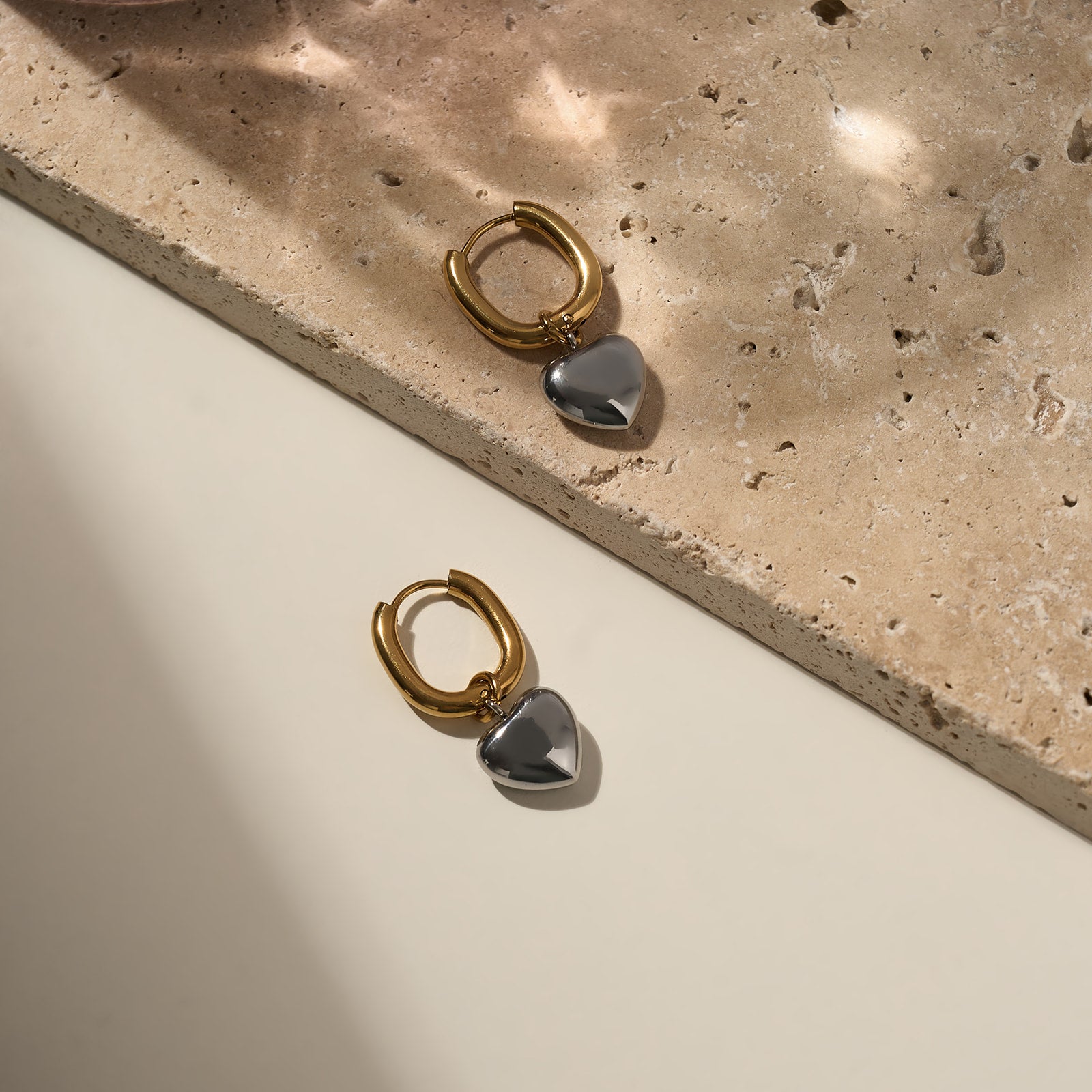 Amora Hoops