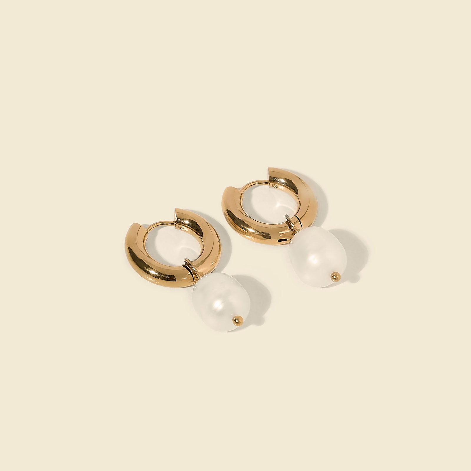 Soft Pearl Hoops