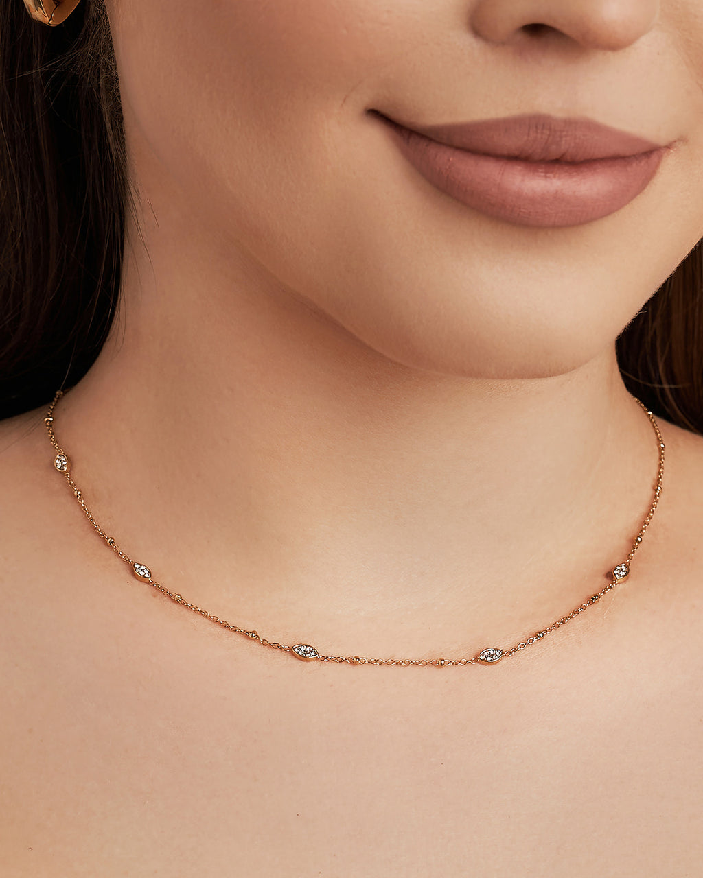Glow Line Necklace