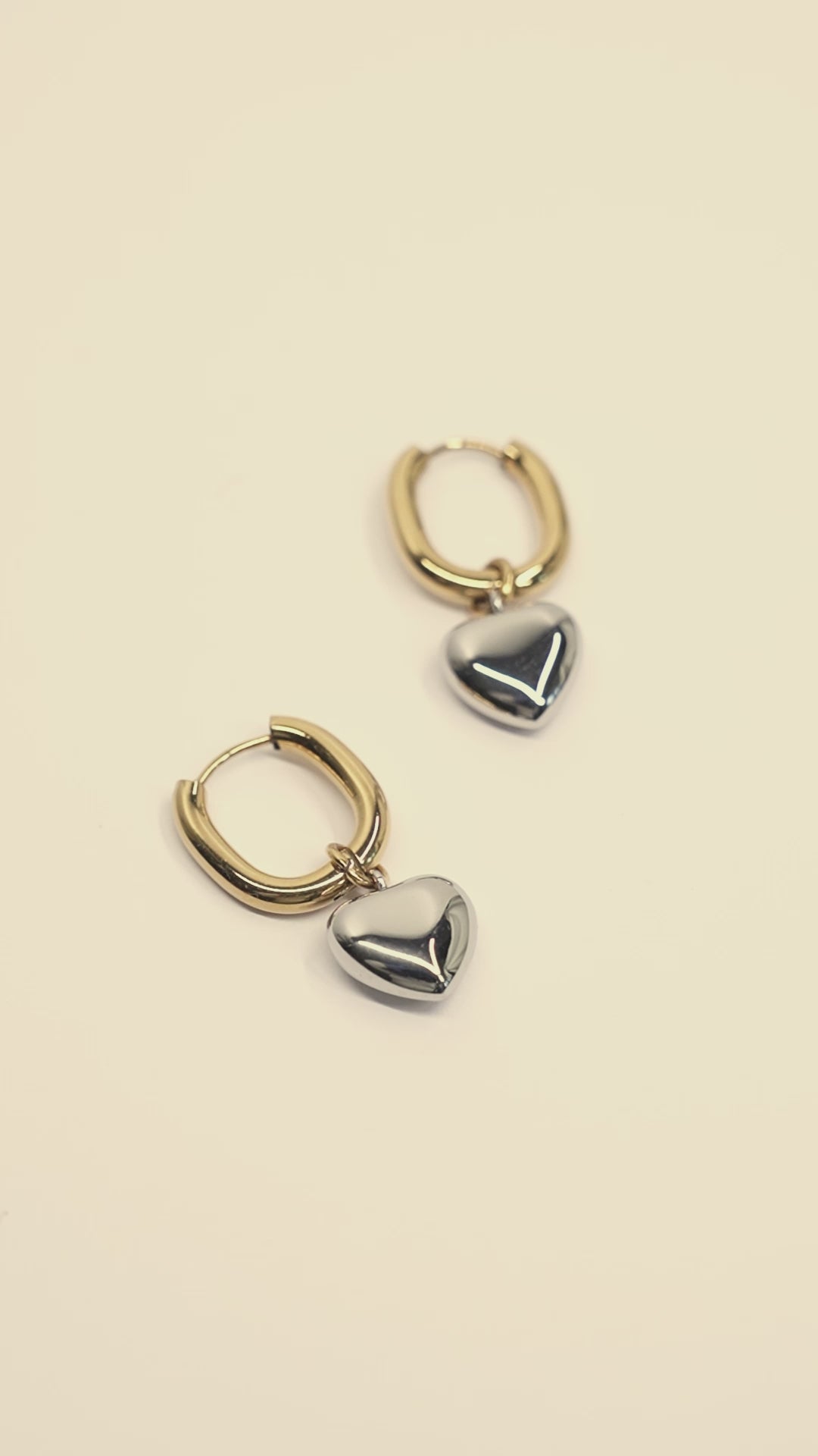 Amora Hoops
