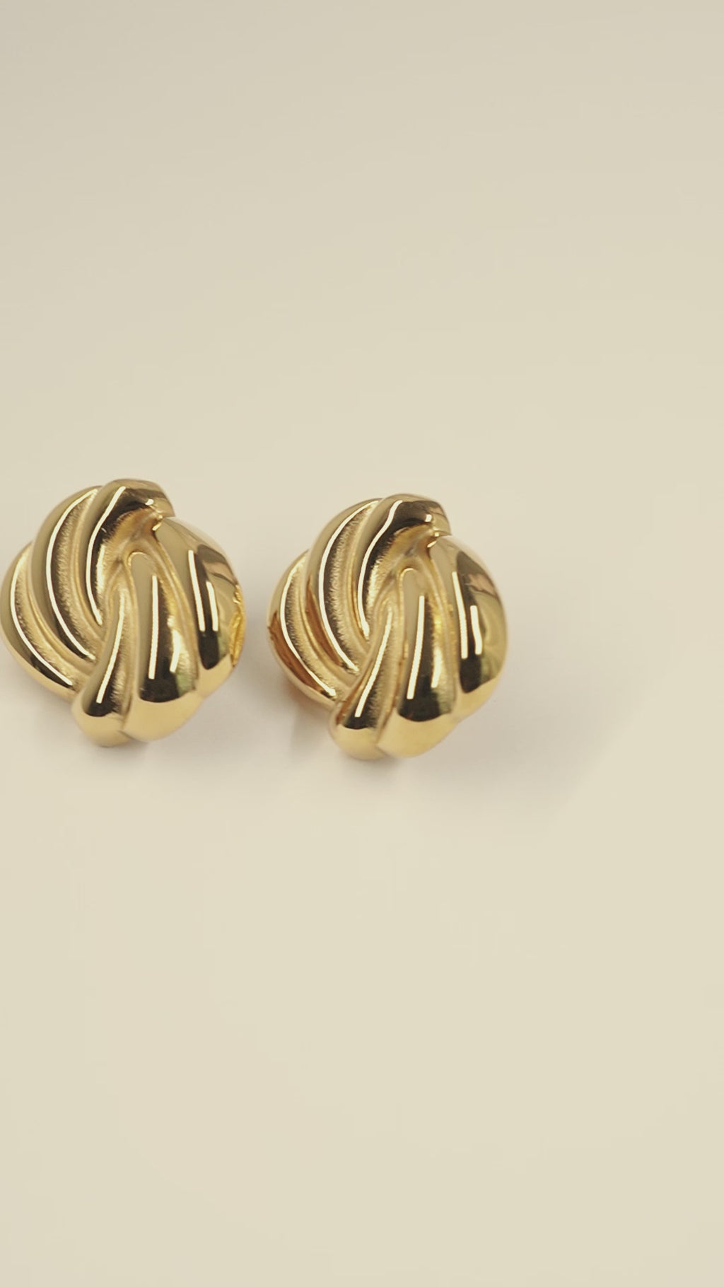 Vela Twist Studs
